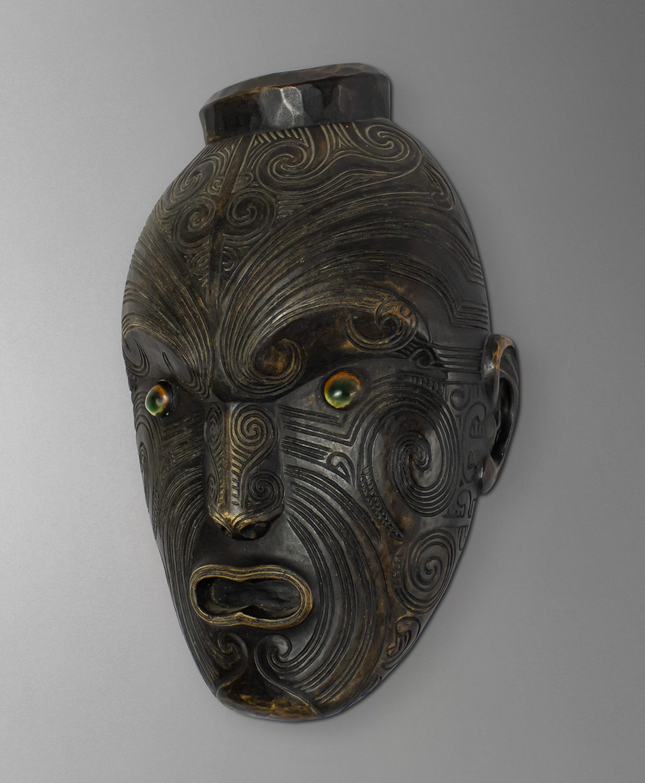 45 view of maori mask from new zealand