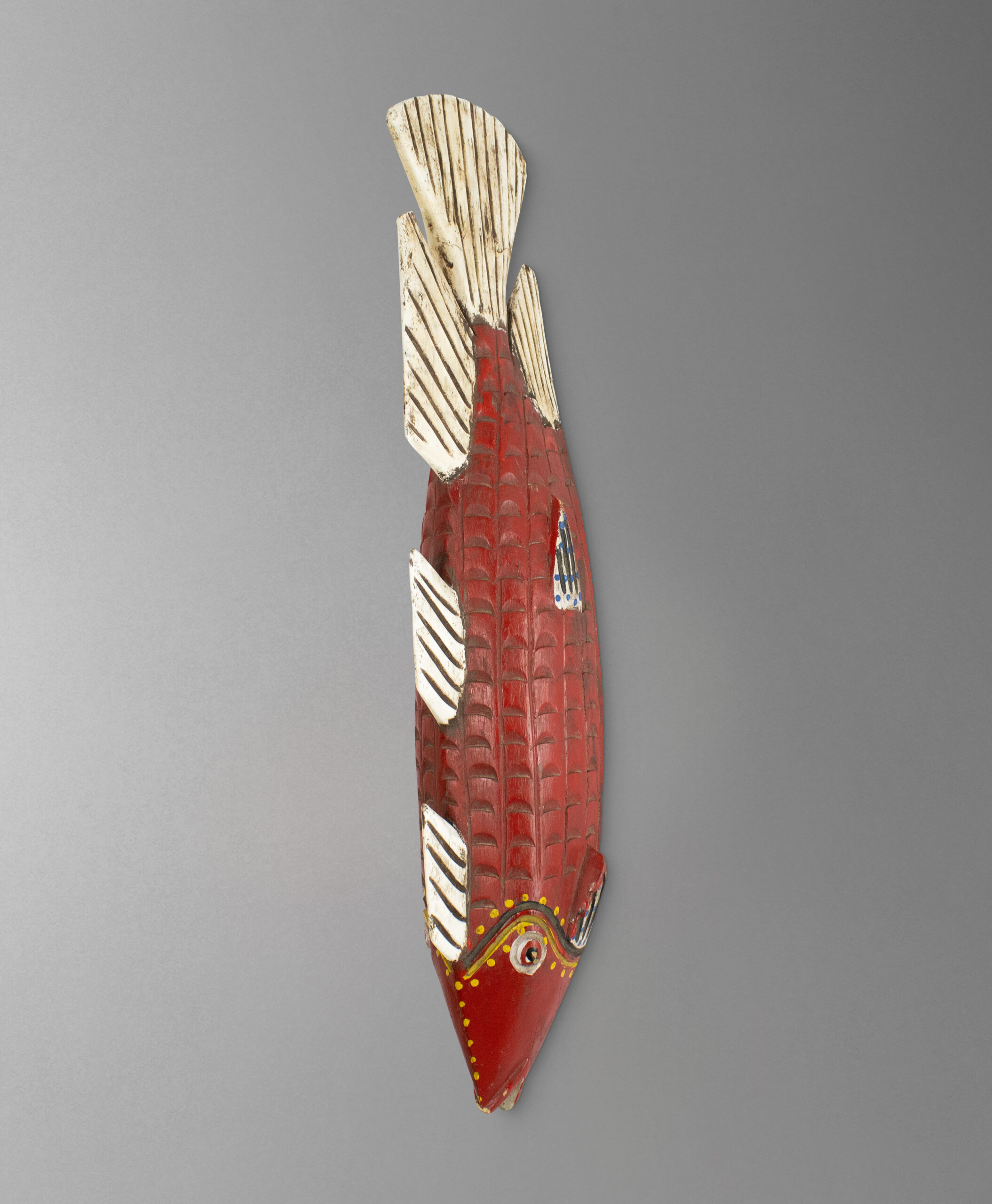 45 view of fish mask from mali