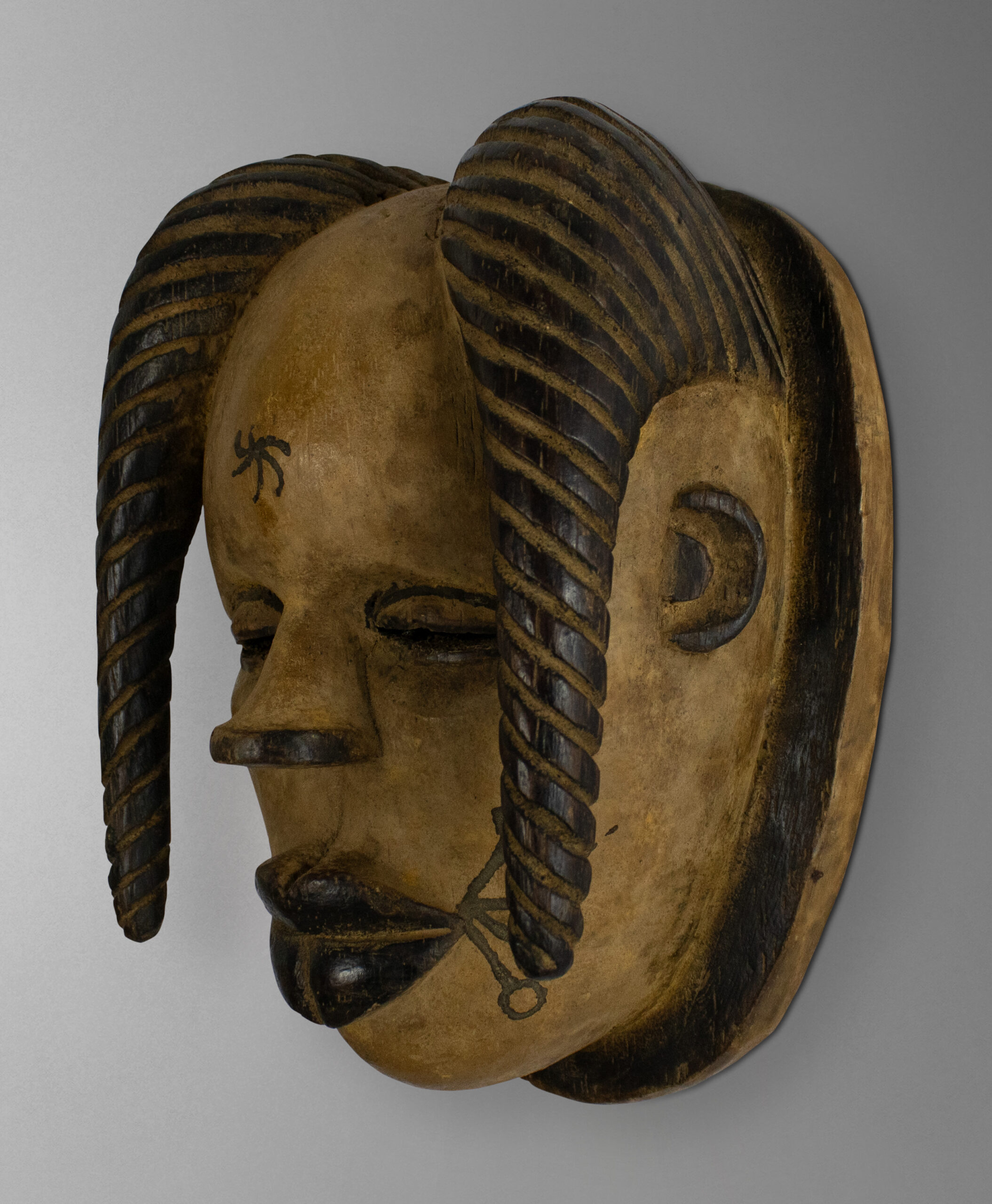 45 view of idoma mask from nigeria
