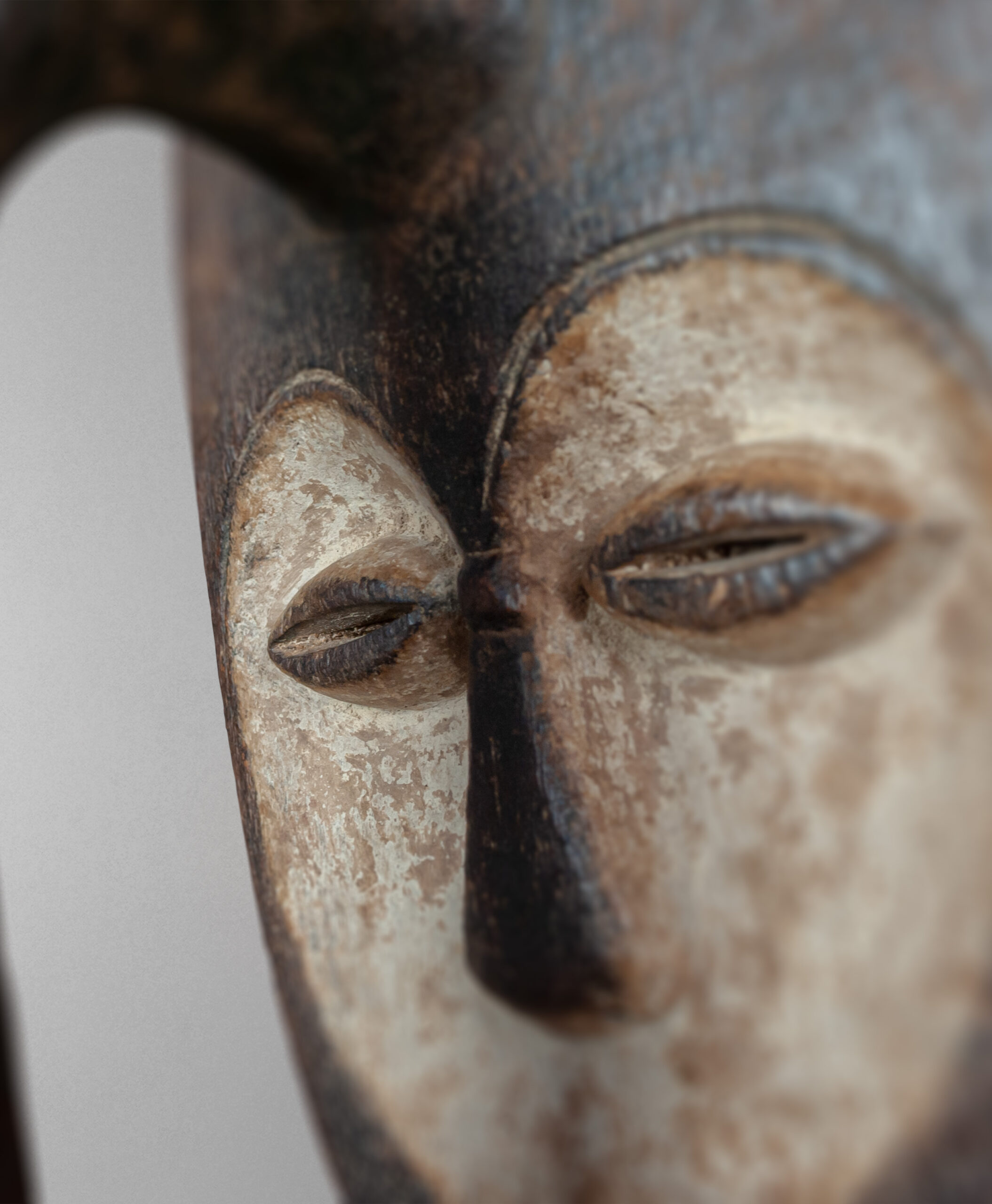 detail view of pibibuze mask from gabon